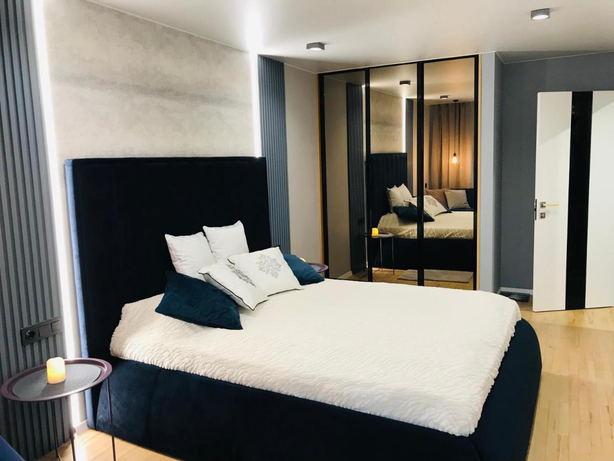 Citadel Vip Apartment Львов Экстерьер фото