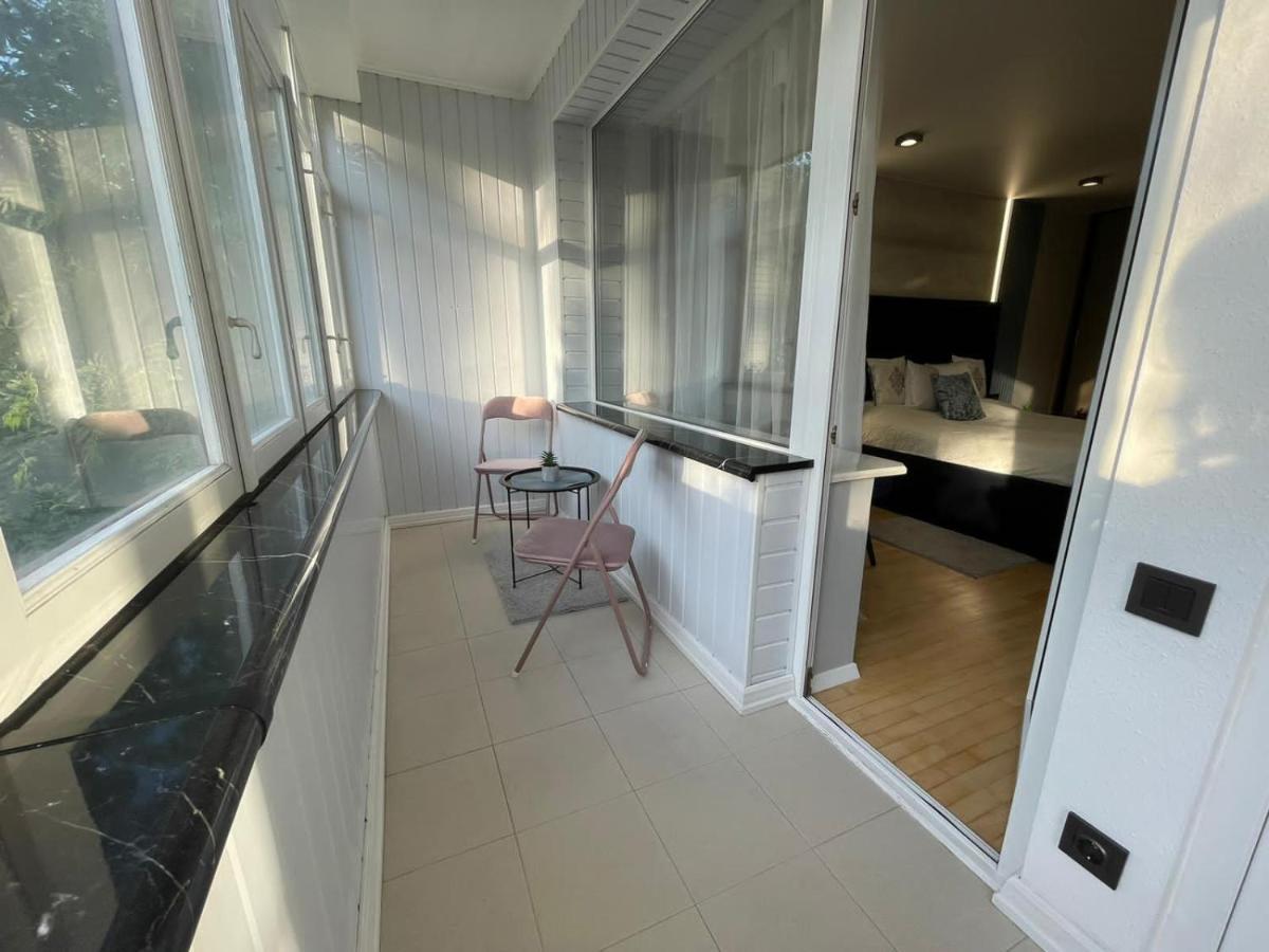 Citadel Vip Apartment Львов Экстерьер фото