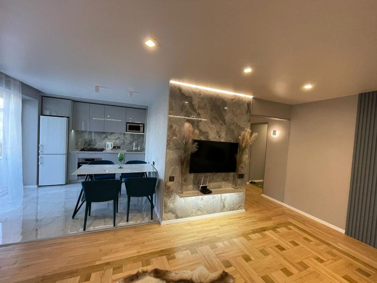 Citadel Vip Apartment Львов Экстерьер фото
