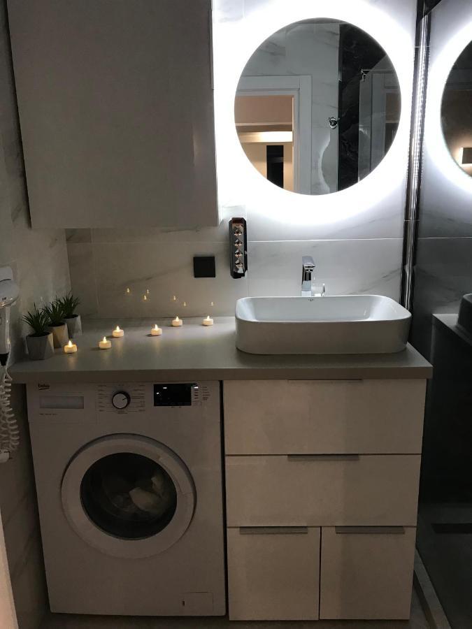 Citadel Vip Apartment Львов Экстерьер фото